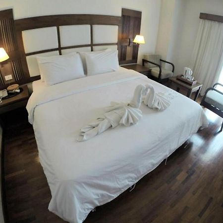 River City Hotel Mukdahan Exterior photo