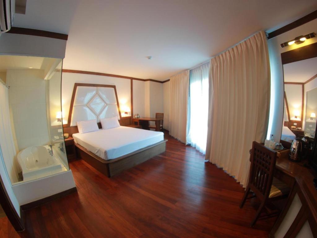 River City Hotel Mukdahan Exterior photo